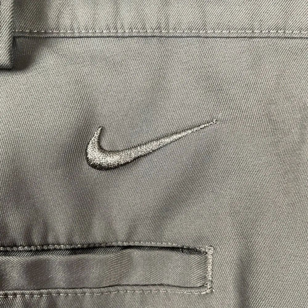 Nike Golf Shorts Mens 40 Gray Excellent Dri-FIT Tour Performance‎ Flat Front